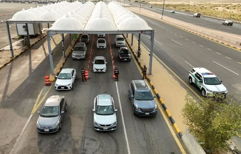 خطط مرورية لتسهيل حركة المركبات بالحرمين- واس