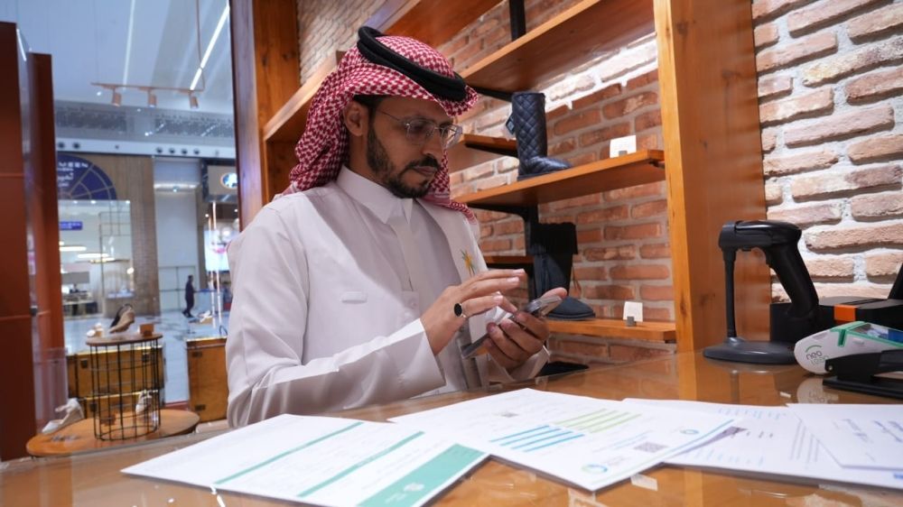 الموارد البشرية تكثف جولاتها الرقابية لضبط سوق العمل - الموارد البشرية