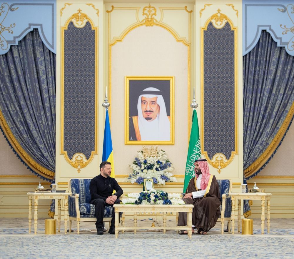 ولي العهد خلال جلسة المباحثات الرسمية مع رئيس أوكرانيا (واس)