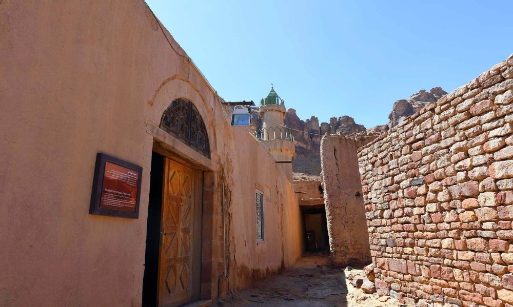 مسجد العظام في محافظة العلا بالمدينة المنورة - اليوم