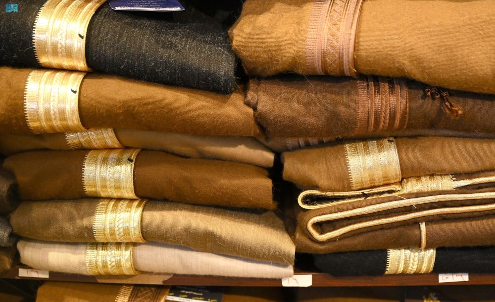 البشوت.. أحد أبرز أزياء العيد بالمنطقة الشرقية - واس