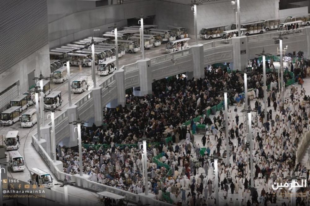 خدمة العربات الكهربائية تسجل رقمًا قياسيًا في ليلة 27 رمضان بالحرم المكي