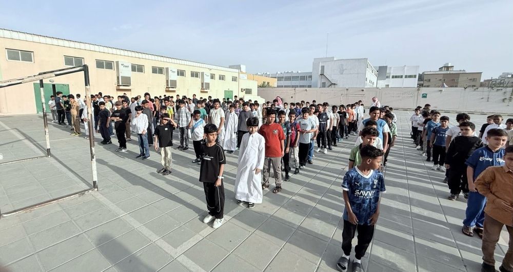 إدارات التعليم تؤكد على الانضباط المدرسي واستكمال المناهج
