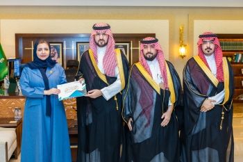 نائب أمير الشرقية يستقبل مدير عام فرع الأحوال المدنية بالمنطقة