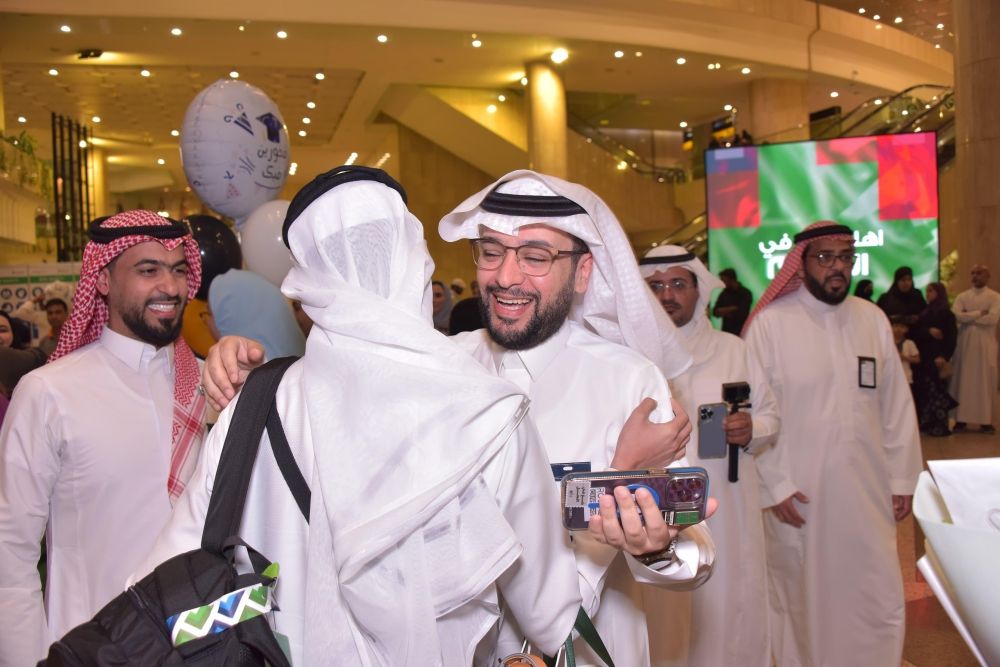 الفائزون بـ