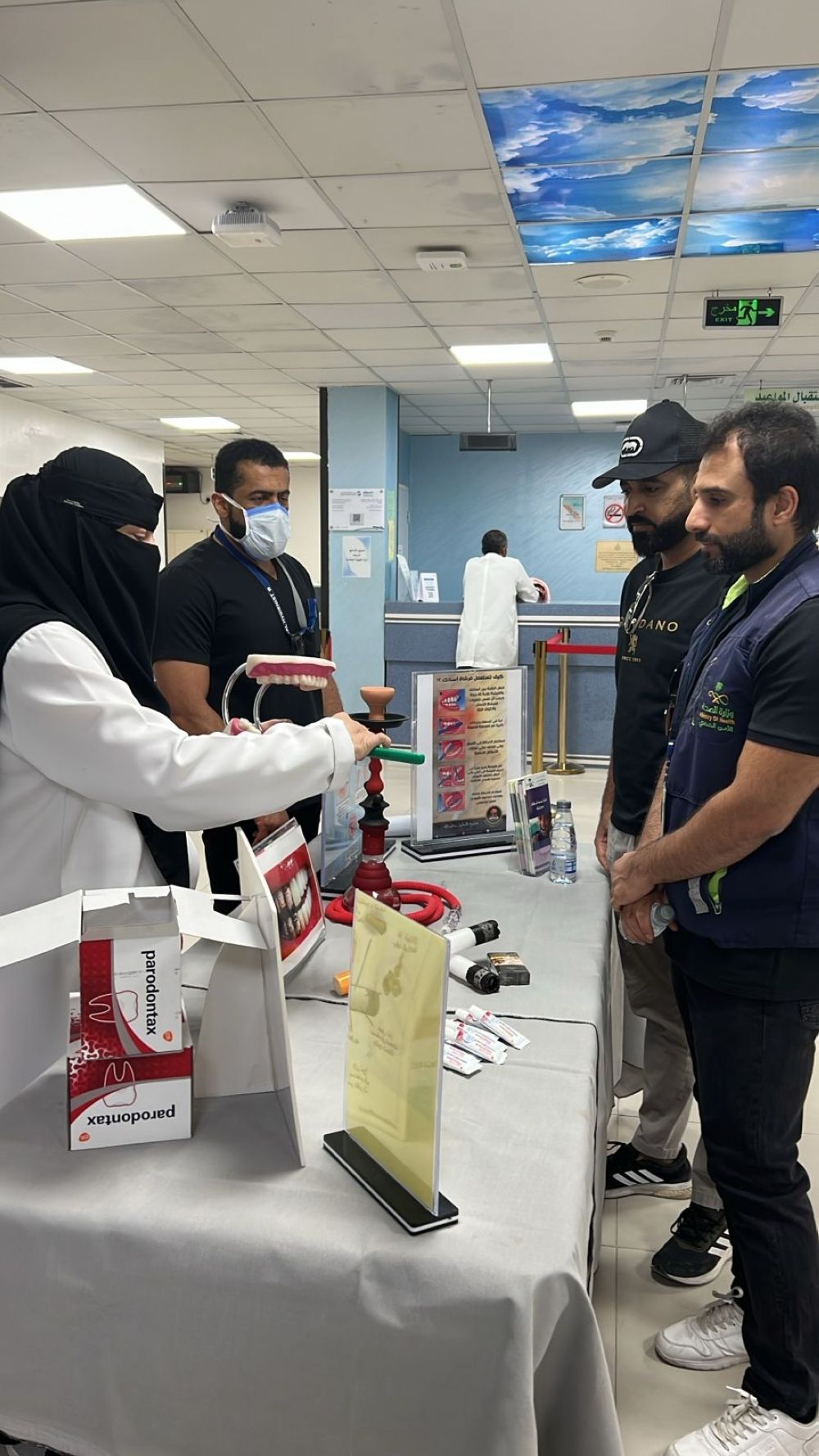 إنجاز جديد.. أول عملية جراحية لشبكية العين بمستشفى القطيف المركزي - اليوم