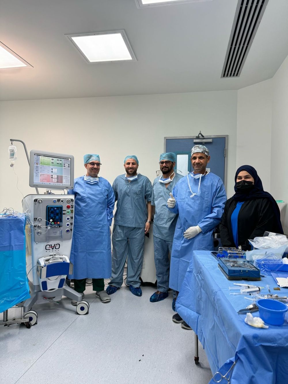 إنجاز جديد.. أول عملية جراحية لشبكية العين بمستشفى القطيف المركزي - اليوم