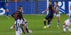فيديو : المتسبب الأول في هدف ريال سوسيداد أمام برشلونة - تليجراف الخليج