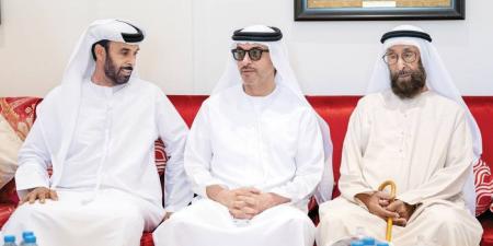 هزاع بن زايد يعزّي في وفاة علي الشامسي وخميس العرياني - تليجراف الخليج