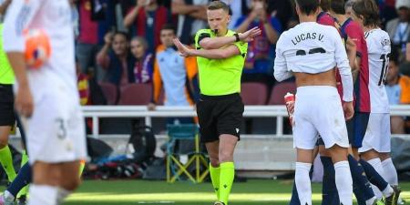 فضيحة في غرفة الـ«VAR» بـ«كلاسيكو» برشلونة وريال مدريد - تليجراف الخليج