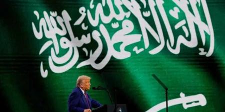 ماذا يعني إعلان ترامب رفع العقوبات عن سوريا من العاصمة السعودية الرياض؟ - تليجراف الخليج