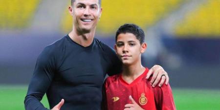 رونالدو جونيور يحظى باهتمام 16 فريقا.. وريال مدريد يتجاهل نجل هدافه التاريخي - تليجراف الخليج