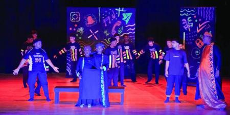 مهرجان الشارقة للمسرح المدرسي الـ 12 يواصل عروضه - تليجراف الخليج