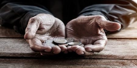 ضبط متسول لديه أملاك وبحوزته 752 دينارا في إربد - تليجراف الخليج