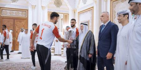 سلطان القاسمي: نبارك للمسؤولين في دولة الإمارات وشعب الإمارات والمقيمين الفوز الذي جاء بعد سنين - تليجراف الخليج