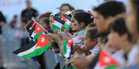 الأردنيون يحتفلون بعيد الاستقلال الـ 79 - تليجراف الخليج