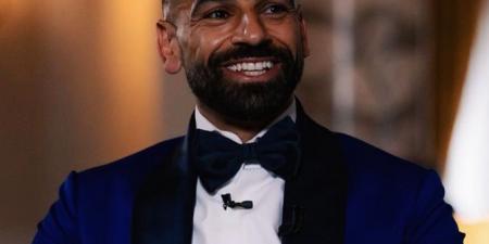 حكايات محمد صلاح مع "الكشري والأب المُمل والأغاني الشعبية" تكشف تفاصيل حياته اليومية - تليجراف الخليج
