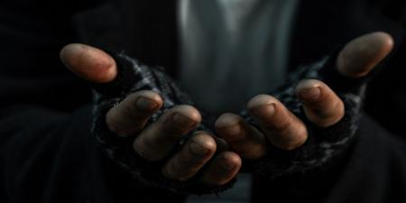 ضبط 916 متسولا ومتسولة في أيار - تليجراف الخليج