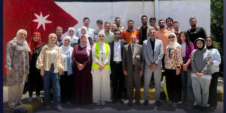 جامعة عمان العربية تُشارك في مبادرة تطوعية في مدرسة أبو حامد - تليجراف الخليج