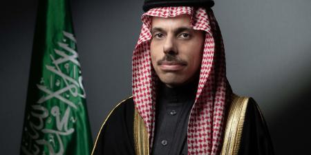 07:16 سمو وزير الخارجية يبحث هاتفيًا مع رئيس وزراء فلسطين التطورات الأخيرة في المنطقة وتداعياتها - تليجراف الخليج