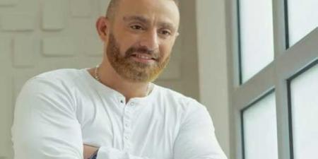 أحمد السقا يروج لفيلمه المقبل " أحمد وأحمد " بالبوستر الرسمي للعمل وموعد عرضه - تليجراف الخليج