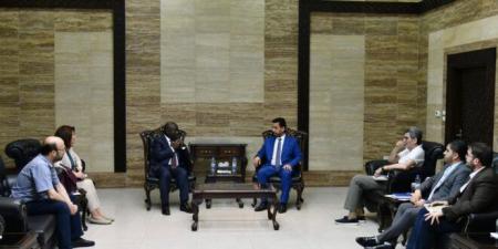 وزارة الصحة تبحث سبل تعزيز التعاون المشترك مع وكالة الأونروا في المجال الصحي - تليجراف الخليج