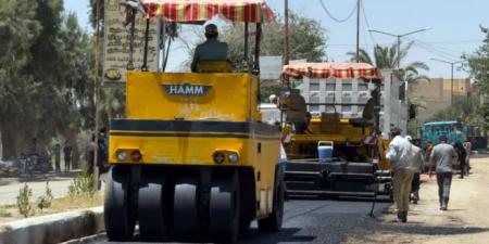 بدء أعمال تزفيت الطريق الشمالي الرئيسي في مدينة الميادين بدير الزور - تليجراف الخليج