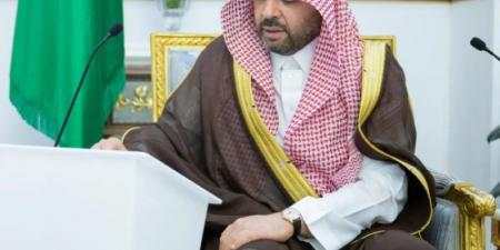 أمير الحدود الشمالية يدشّن مشروعات بلدية وتنموية بقيمة 64 مليون ريال - تليجراف الخليج