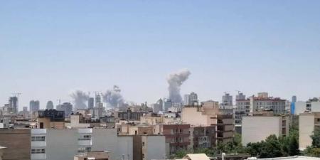 إسرائيل تقصف بوابة سجن “إيفين” سيئ السمعة .. أبرز معتقل للسجناء السياسيين والجواسيس في إيران ( فيديو) - تليجراف الخليج