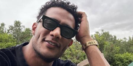 محمد رمضان يغني مقطعاً من أغنيته الجديدة "الجو حلو" - تليجراف الخليج