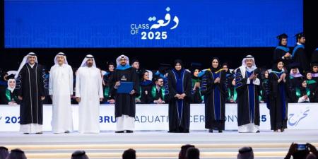 أحمد بن سعيد يشهد تخريج طلبة جامعة محمد بن راشد للطب والعلوم الصحية - تليجراف الخليج