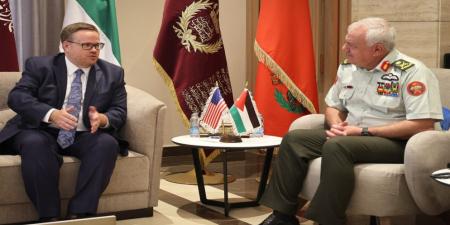 اللواء الركن الحنيطي يستقبل القائم بأعمال السفير الأميركي في عمّان - تليجراف الخليج