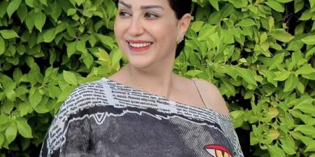 وفاء عامر تسخر من "ترند" الفنانين بعد ظهور عادل إمام - تليجراف الخليج