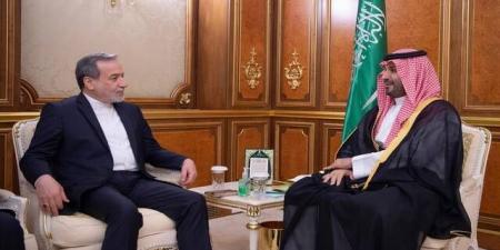 ولي العهد يلتقي وزير خارجية إيران ويؤكد دعم المملكة للحوار والاستقرار الإقليمي - تليجراف الخليج