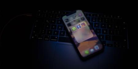 منصة تواصل جديدة دون إنترنت تهدد هيمنة واتساب - تليجراف الخليج