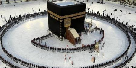 بدء مراسم غسل الكعبة المشرفة - تليجراف الخليج