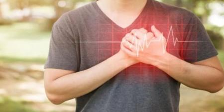 تشابه خطير بين أعراض النوبة القلبية وضربة الشمس خلال موجات الحر - تليجراف الخليج