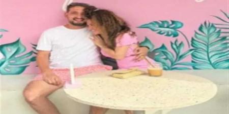 رنا رئيس تحتفل بعيد ميلاد زوجها برسالة مؤثرة: ”من الطفولة حتى الزواج.. مشينا المشوار سوا” - تليجراف الخليج