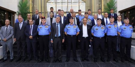 مدير الأمن العام يكرّم كبار الضبّاط المتقاعدين تقديراً لعطائهم المميز - تليجراف الخليج