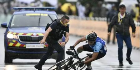 سجن "مخادع" عرقل إحدى مراحل طواف فرنسا - تليجراف الخليج