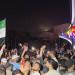 احتفالات الأهالي في ساحة الأمويين بدمشق بعد قرار الرئيس الأمريكي دونالد ترامب رفع العقوبات عن سوريا - تليجراف الخليج
