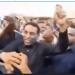 شاهد بالفيديو.. موكب رئيس الوزراء يفاجئ أم درمان وهتافات الجماهير ترج العاصمة - تليجراف الخليج