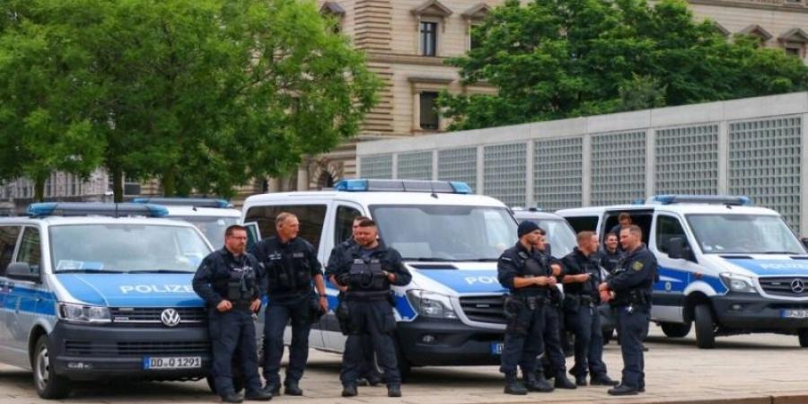 هولندا تطلق عمليات تفتيش على الحدود لمكافحة الهجرة غير الشرعية - تليجراف الخليج