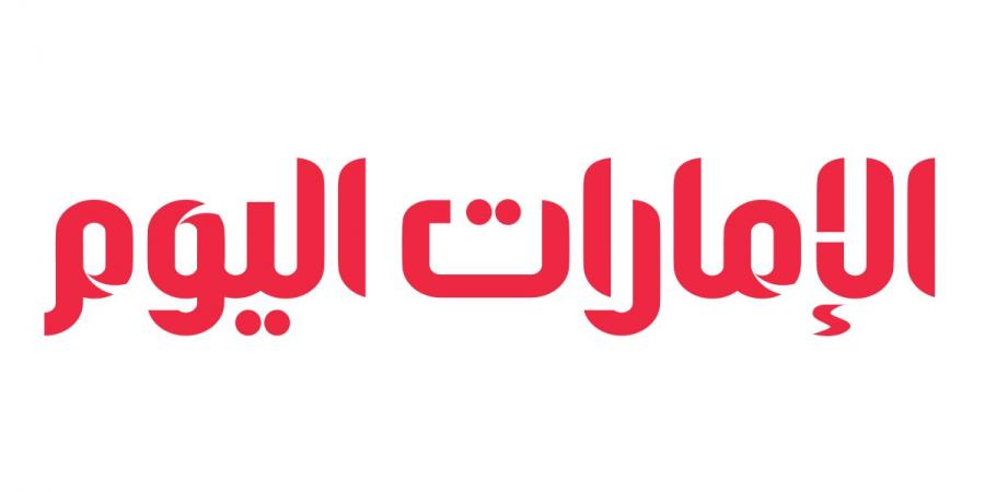 حمد الشرقي يستلم مجموعة من الصور النادرة احتفاء بالذكرى الخمسين لتوليه مقاليد الحكم في الفجيرة - تليجراف الخليج