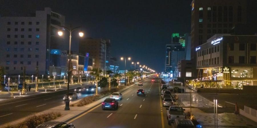 الخبر.. تطوير 22 طريقاً لتحسين الحركة المرورية ورفع كفاءة شبكة الطرق - تليجراف الخليج