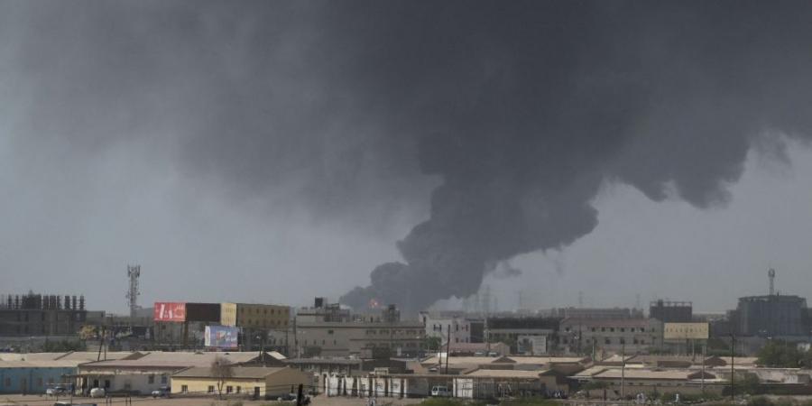 لليوم الرابع.. طائرات مسيّرة تهاجم قاعدة بحرية في بورتسودان - تليجراف الخليج