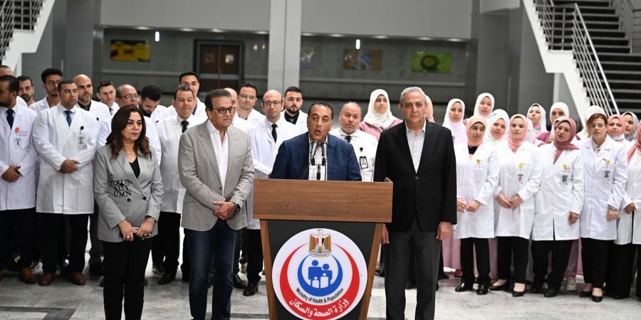 مدبولى يشكر الأطباء وأعضاء هيئة التمريض لتلبيتهم احتياجات المرضى - تليجراف الخليج