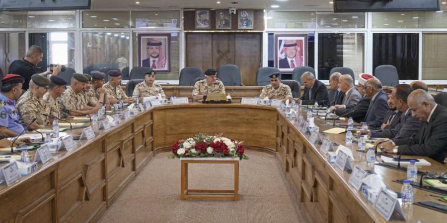 رئيس هيئة الأركان المشتركة يزور كلية الدفاع الوطني الملكية الأردنية - تليجراف الخليج