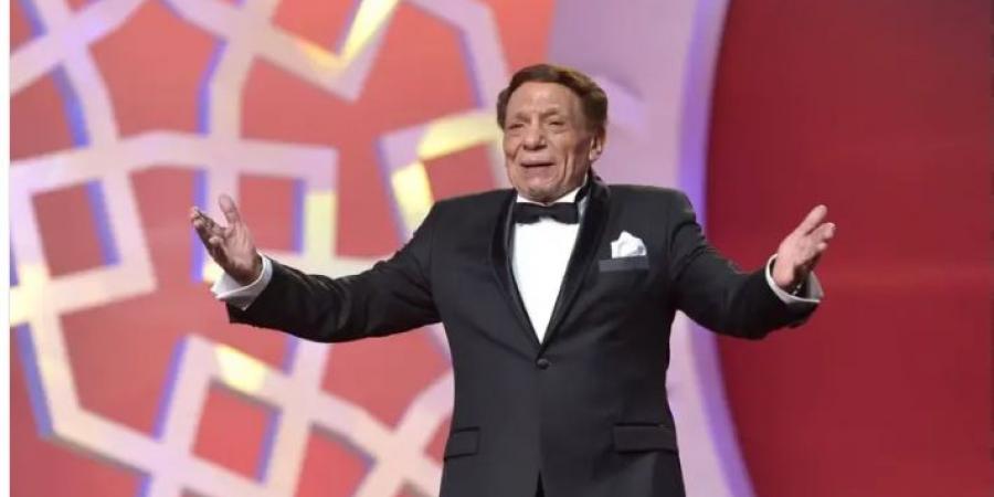 85 عاما من العمر و6 عقود من الفن .. رحلة "الزعيم" عادل إمام الذي يعشقه الملايين - تليجراف الخليج