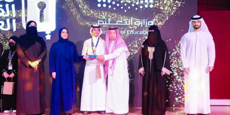 إدريس اليامي بطل السعودية في تحدي القراءة العربي - تليجراف الخليج